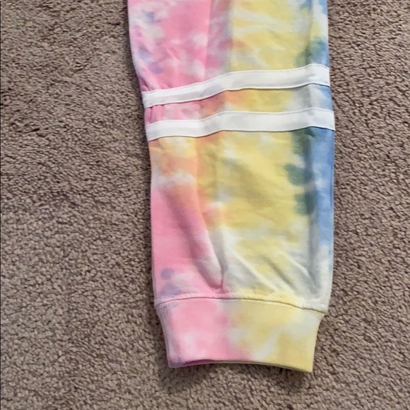 🏃‍♀️ Tie Dye Joggers Size M 🏃‍♀️ - Picture 4 of 14